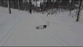 Saariselkä ladut. Vaarallinen sortuma Vahtamapää ladulla 30.12.2024.