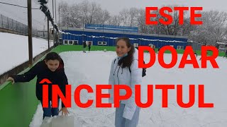 Senzații TARI pe patinoar! DISTRACȚIA ESTE LA EA ACASĂ