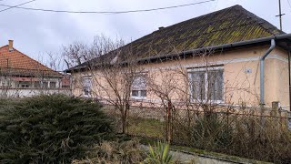 IN FELDEBRŐ SANIERUNGSBEDÜRFTIGES HAUS  (CA.3000 QM GRUNDSTÜCK MIT PANORAMA AUF DIE MATRA)