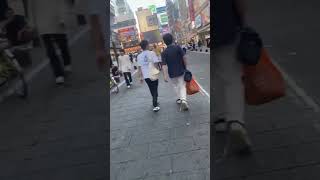 歌舞伎町　トー横　広場周辺　　　　　　　　Around the square next to Kabukicho