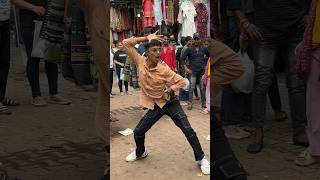 Tu cheej lajawab🤣❤️Crazy dance in Public🤣 #shortsvideo #youtubeshorts #shorts #sarojininagar