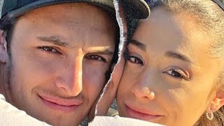 Ariana Grande And Dalton Gomez Split Source