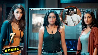 Seven Kannada Movie Scenes | Havish Catches Nandita & Anisha Ambrose & Tries to Find out Truth
