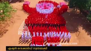 1300 Santa Clauses Set Asian Record in Kerala