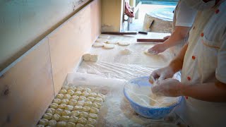 40년째 하고 있는 육즙만두 공갈빵  / Crunchy Ballon Bread / Korean Street Food