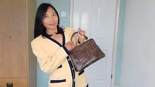 Vintage Alligator Kelly Bag: Goldpfeil clasp frame bag.