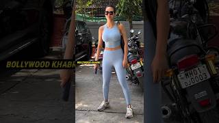 Esha Gupta India Aa gaya Bohot Dino baad #eshagupta #viral #trending #video #reels #shorts #sorts