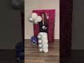 christmas balloon decor. balloon shimmer walls. shimmer wall decoration. balloon tutorial. christmas