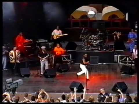 Kool And The Gang - 02 Ladies Night - Live In Budapest 1996 - YouTube