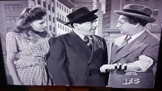 Three Stooges - How Larry tells the time