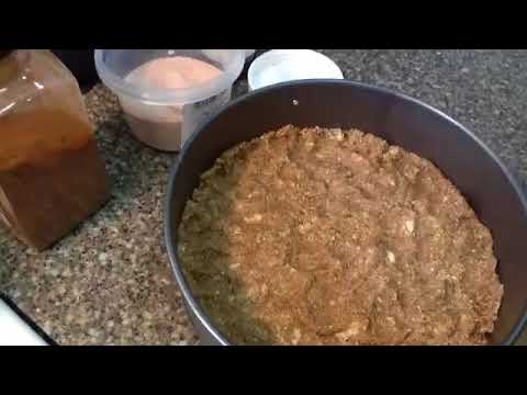 Raw Vegan Cheese Cake with Graham Cracker Crust Raw Vegan Cheese Cake with Graham Cracker Crust
