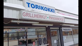 Urpo syö porilaisen Viialan Torikokki-grillillä