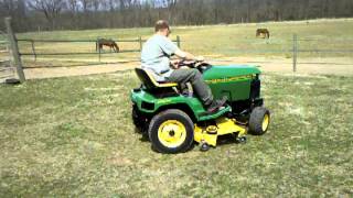 JOHN DEERE 425 All Wheel Steer Lawn Tractor