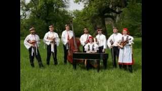 CIMBÁLOVÁ MUZIKA BŘECLAVAN - NECHODÍVAJ DÍVČA