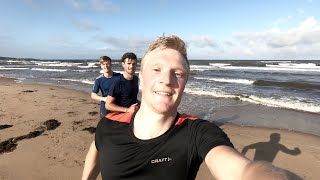 BEACH RUNNING IN TYLÖSAND