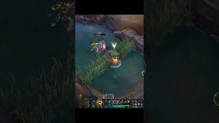 Alistar's charging in with a scrambled brain😋|알리스타가 멘탈 붕괴한 채로 돌진하고 있어