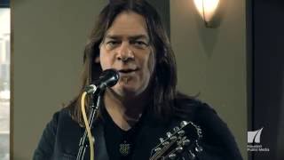 "Laying Down to Perish", Alan Doyle & The Beautiful Gypsies - Skyline Sessions