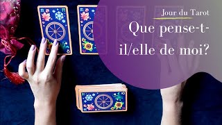 QUE PENSE-T- IL/ELLE DE MOI ? - Tirage de Tarot à choix multiple