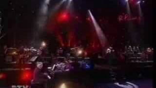 Алла Пугачева - Миллион алых роз (2002, Live)