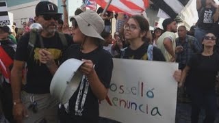 Puertorriqueños exigen salida de Roselló con un \