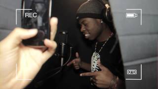 Jae Lejit in Studio.