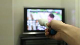 「テレビの手」を振ってチャンネルと音量を操作-AV Watch