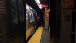 R68A Q train leaving Prospect Park (#5068-#5066+#5120-#5118)