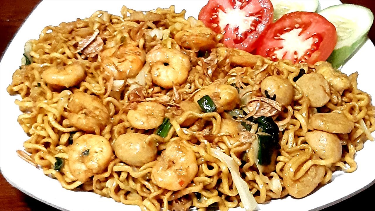 MIE GORENG SEAFOOD ALA RESTORAN YANG ENAK - YouTube