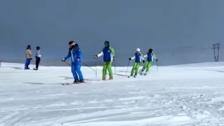 Andrea Mammarella training future ski instructors at passostelvio glacier 🇮🇹⛷👍