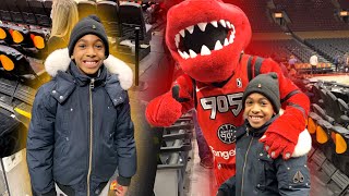 ELI IS A TORONTO RAPTORS VIP MEMBER?!?