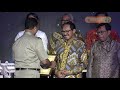 05 nov 2019 gub anies baswedan menyerahkan penghargaan kpd perusahaan pemenang padmamitra award 2019