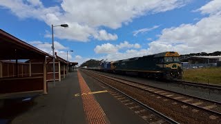 G539, BL30 7902V Fruit Passing Lara Station