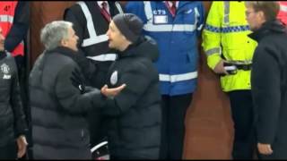 Klopp and Mourinho argues at touchline with the fourth official.