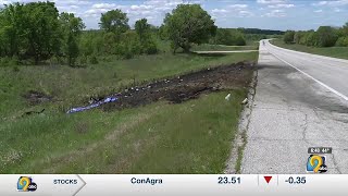 Eight people killed, including an Iowan, in crash on Kansas highway