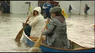 Glastonbury 2005 Rain and Storms | BBC2 Two Report