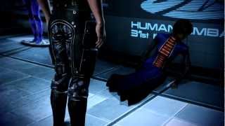 Mass Effect 3: Shepard Beats up Reporter.