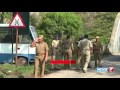 karnataka shutdown passengers suffer at tn karnataka border news7 tamil