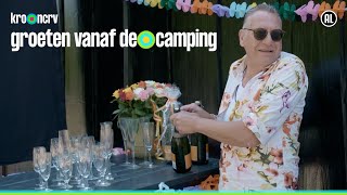 Feestelijke onthulling op de vrijwilligerscamping | Groeten vanaf de camping S1#2 | KRO-NCRV