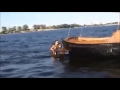 круизный трейлерный водоизмещающий катер