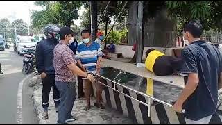 Evakuasi  OT yg kaki kirinya buntung dan luka parah #mari memanusiakan manusia #Gerak tanpa ragu