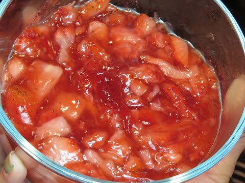 DIY How to make strawberry filling with only 3 ingredients! (easy) DIY How to make strawberry filling with only 3 ingredients! (easy)