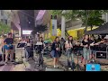 รักไม่ต้องการเวลา Cover by GG Live in Siam Square Walking Street ( Official Music )