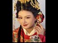 新娘妆造还得是看我们老祖宗的审美 新娘 汉服 国风 国风正当红 国风美永不过时 不管你环肥燕瘦老祖宗的审美都能安排妥当