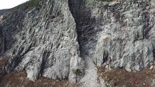 Cannon Cliff with close up of Whitney Gilman Ridge