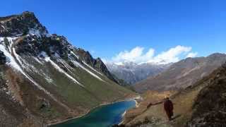 SNOWMAN TREK, SIGNATURES OF HIMALAYAS