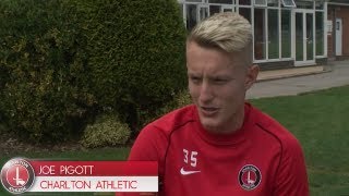 VIDEO: Pigott signs new Addicks deal - Charlton Athletic