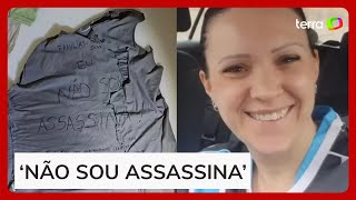 Camiseta com mensagem escrita à mão é encontrada em cela de suspeita de envenenar bolo no RS