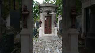 Cimetière du Père-Lachaise (拉雪兹神父公墓)