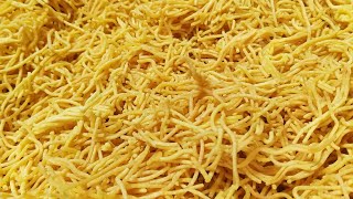 Quick snack : Sev and Sev-mamra