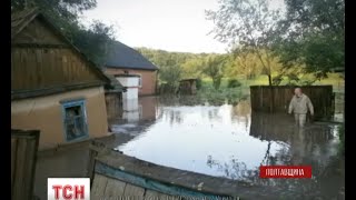 Сім районів Полтавщини вночі  накрила стихія з буревієм і градом